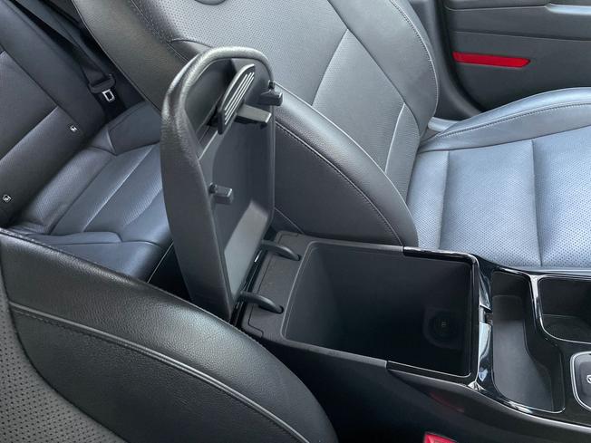 HYUNDAI Ioniq Photo 44