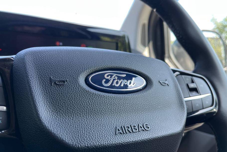 Used Ford E-Tourneo Custom EF25YPO 40