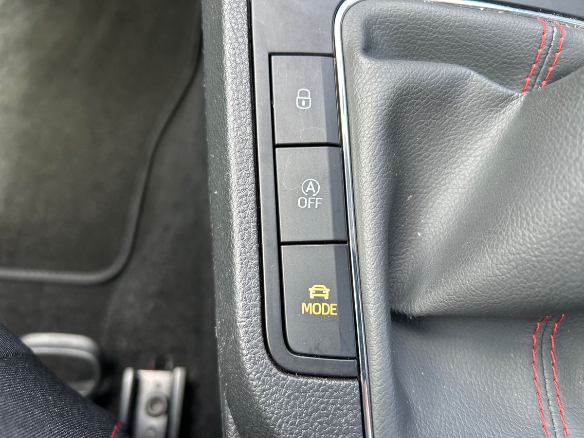 SEAT Ibiza Photo 25