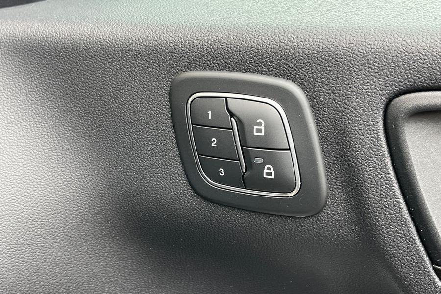 Ford KUGA Photo autoimg-2d37b752a43287d4330340395a890de5f52c58a0.jpg