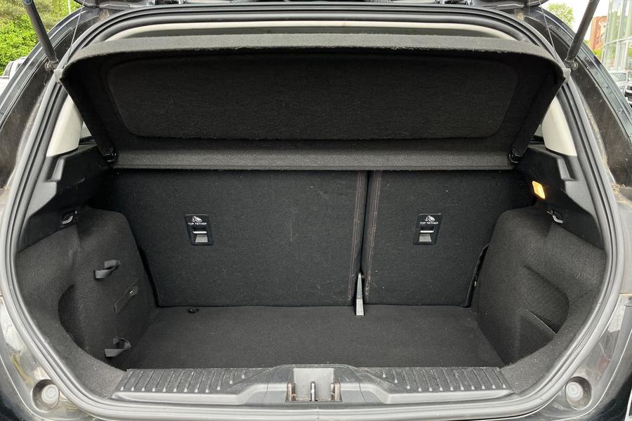 Ford Fiesta Photo autoimg-2d387aafd222c4ea756af853d3c95dc275066400.jpg