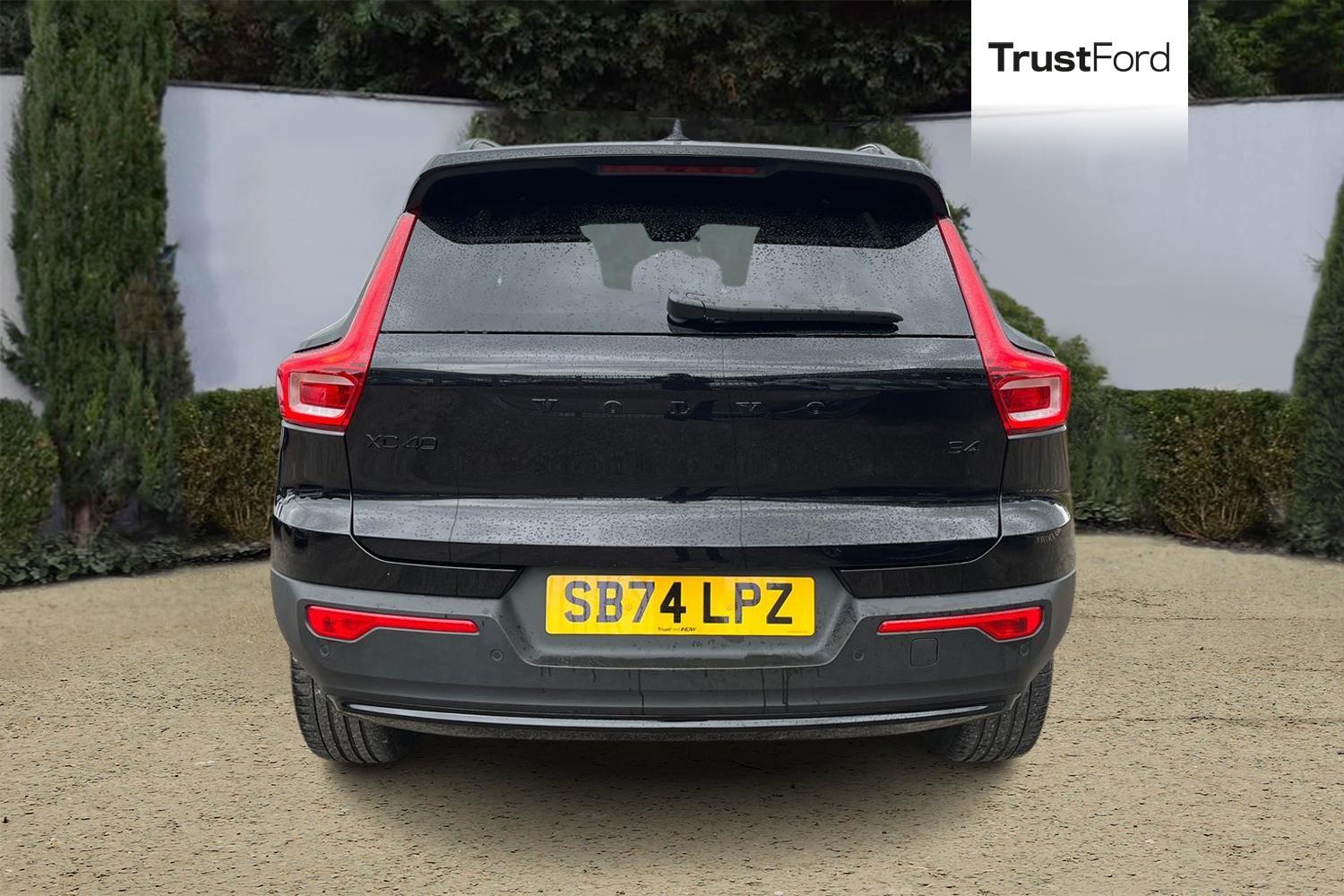 Volvo XC40 Photo 6