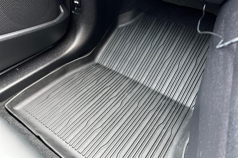 Ford FIESTA Photo autoimg-2d3f8311087bc3f254797f52d584210b11795c96.jpg
