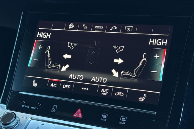Audi e-tron Photo 44