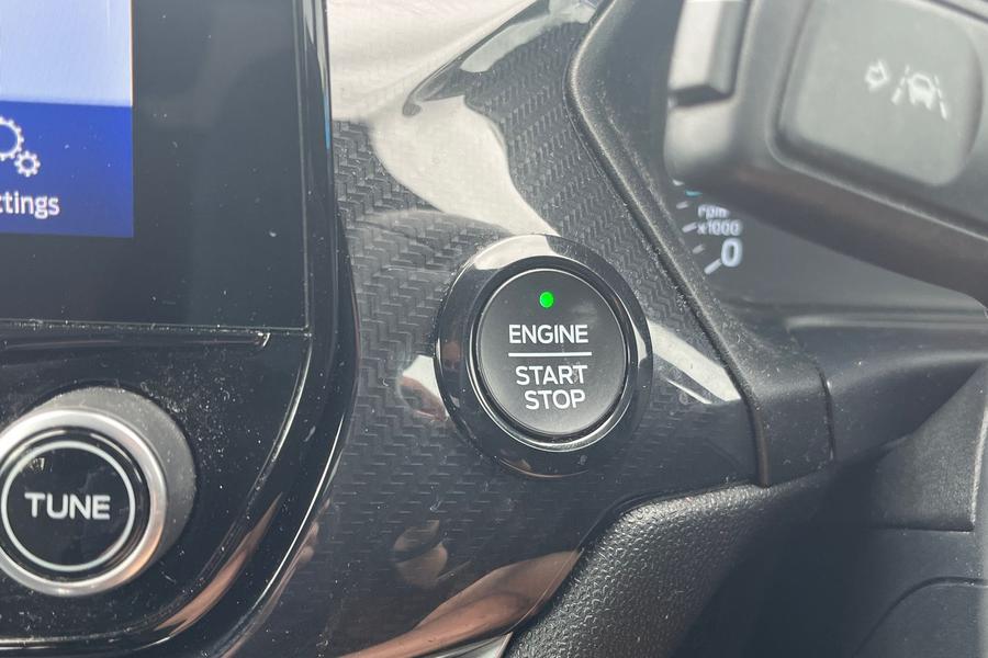 Ford FIESTA Photo autoimg-2d43e93fbe574b8fda82991f297e77ffe85221be.jpg
