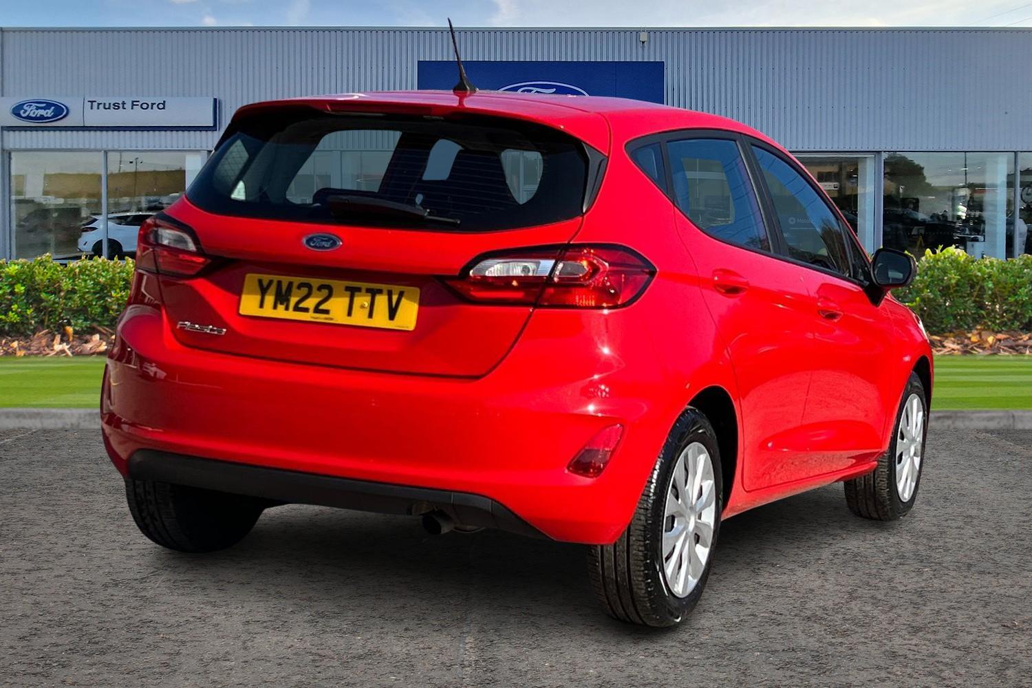 Ford Fiesta Photo 3