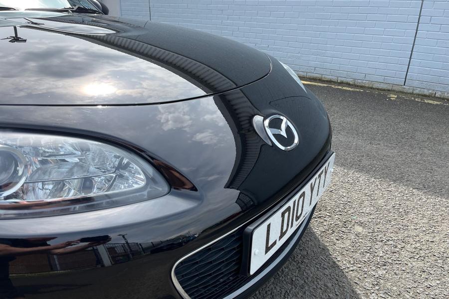 Mazda Mx-5 Roadster Coupe 2.0i Sport Tech 2dr Photo autoimg-2d46b188e8f4baa32e5c596a0aee3227c24e77a0.jpg
