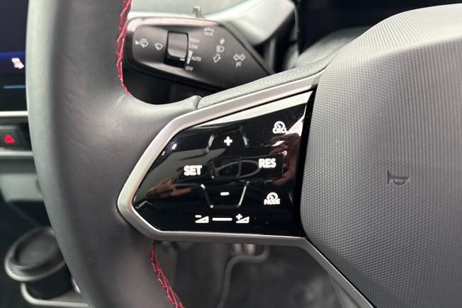 VOLKSWAGEN Id. Buzz Photo 16