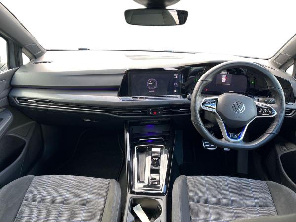 Volkswagen Golf Photo autoimg-2d4a71dc56096857a1f9da14cf7001f328056f16.jpg