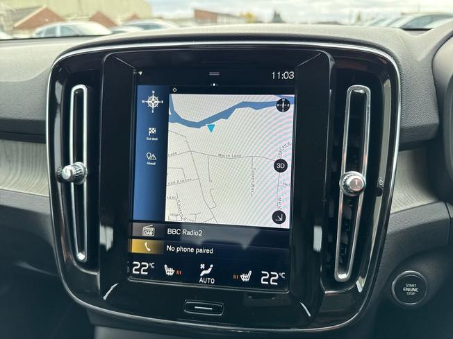 VOLVO XC40 Photo 14