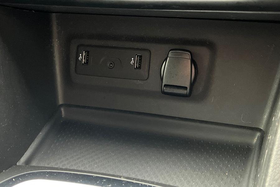 Renault MEGANE Photo autoimg-2d4fd36cfde3c04a71302f0f6b6f5883648d8465.jpg