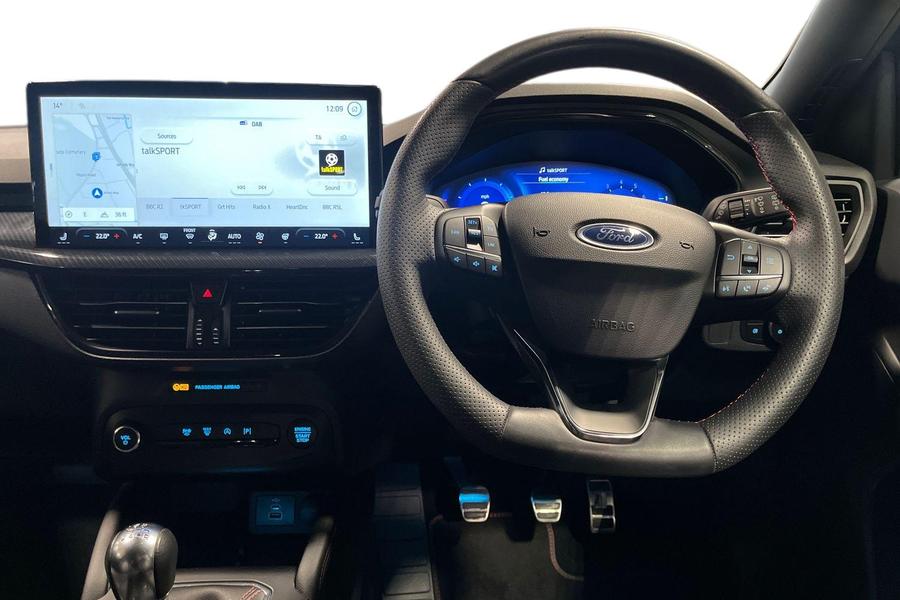 Ford FOCUS Photo autoimg-2d52e580705ff776899d9c55207d903c686215bc.jpg