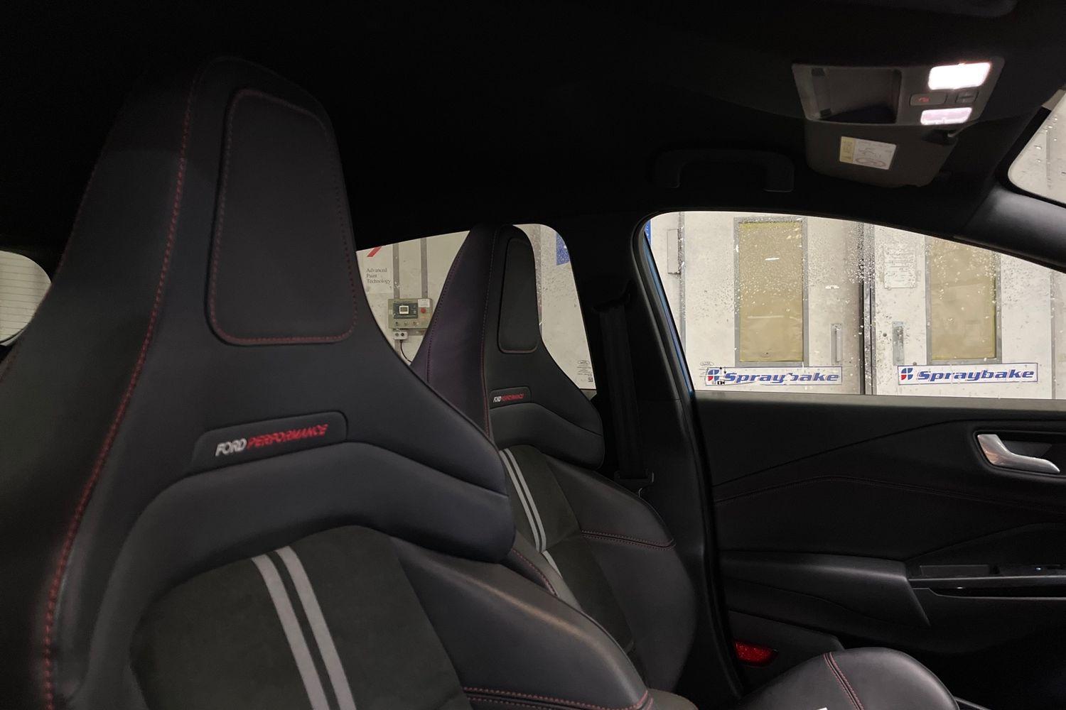Ford PUMA Photo 16