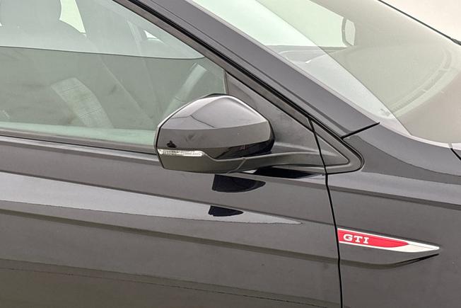 VOLKSWAGEN Polo Photo 20