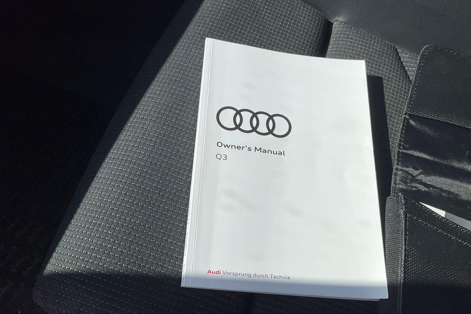 Audi Q3 Photo 21