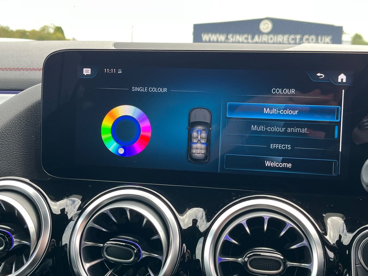 Mercedes-Benz EQA Photo 39