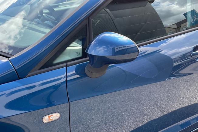 SEAT Ibiza Photo 20