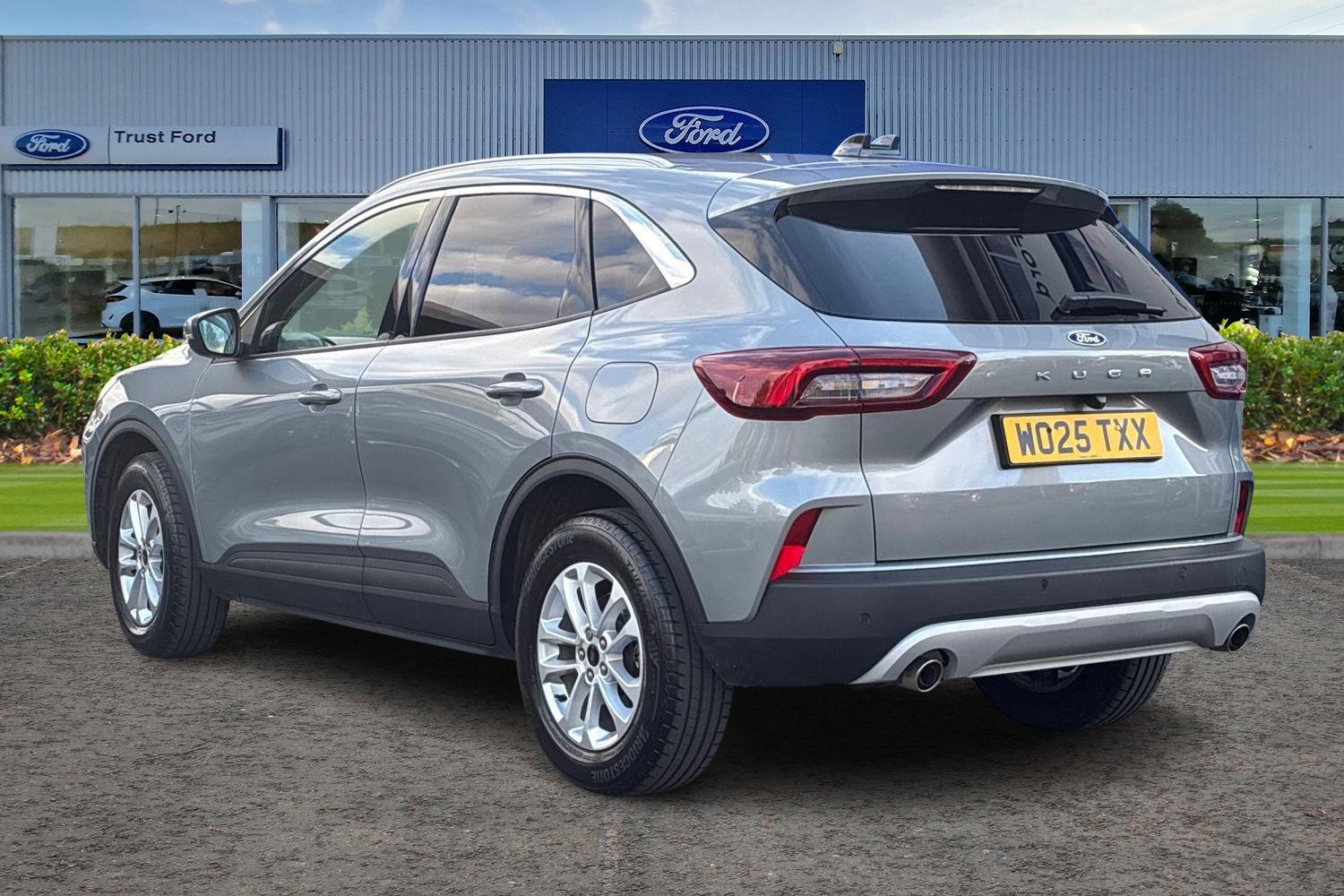 Ford Kuga Photo 1