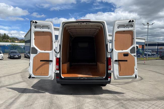 VOLKSWAGEN Crafter Photo 31