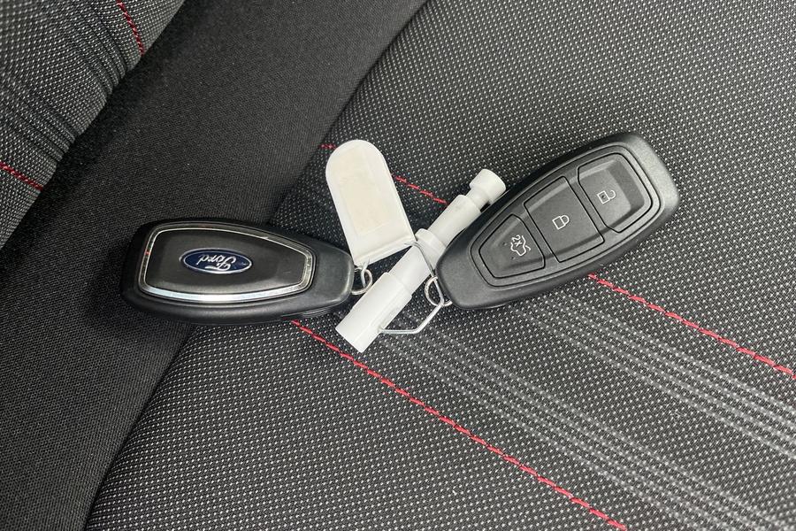 Ford PUMA Photo autoimg-2d75ccd956400baecee68d1fc6d8e80ec3fd2209.jpg