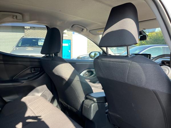 Toyota Yaris Photo autoimg-2d779117c1f587e6a7c79d053ddb187149a1df47.jpg