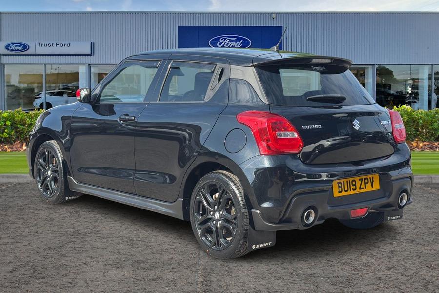 Suzuki SWIFT Photo autoimg-2d791fb6bd6d745d2e36207c4447463f4baf1659.jpg