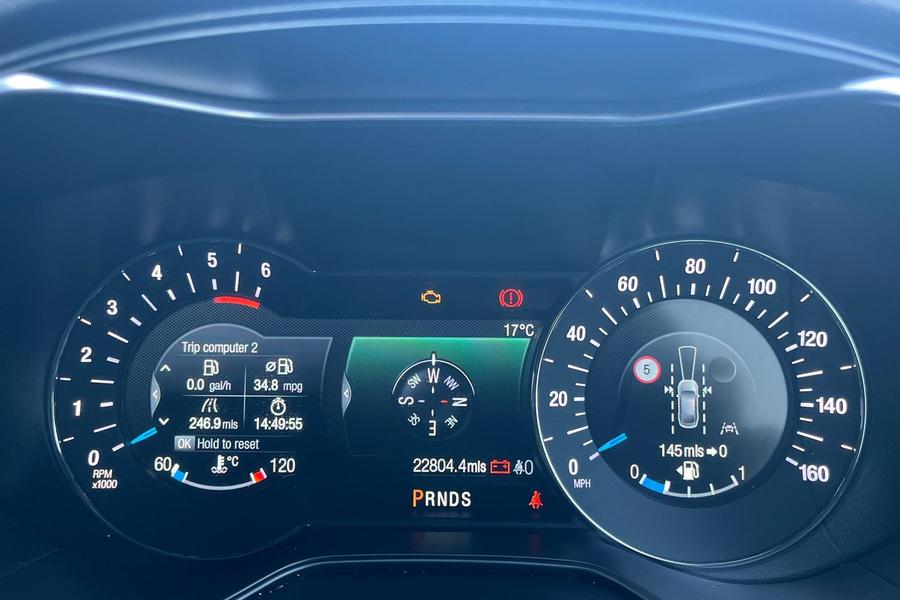 Ford MONDEO Photo autoimg-2d79467813e94390a975cb7ed4ef4fd5b66c27ff.jpg