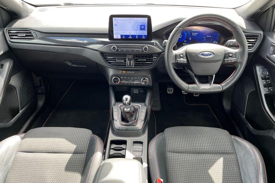 Ford FOCUS Photo autoimg-2d7b978d28134558e9f7aaee79a924f9024b590e.jpg