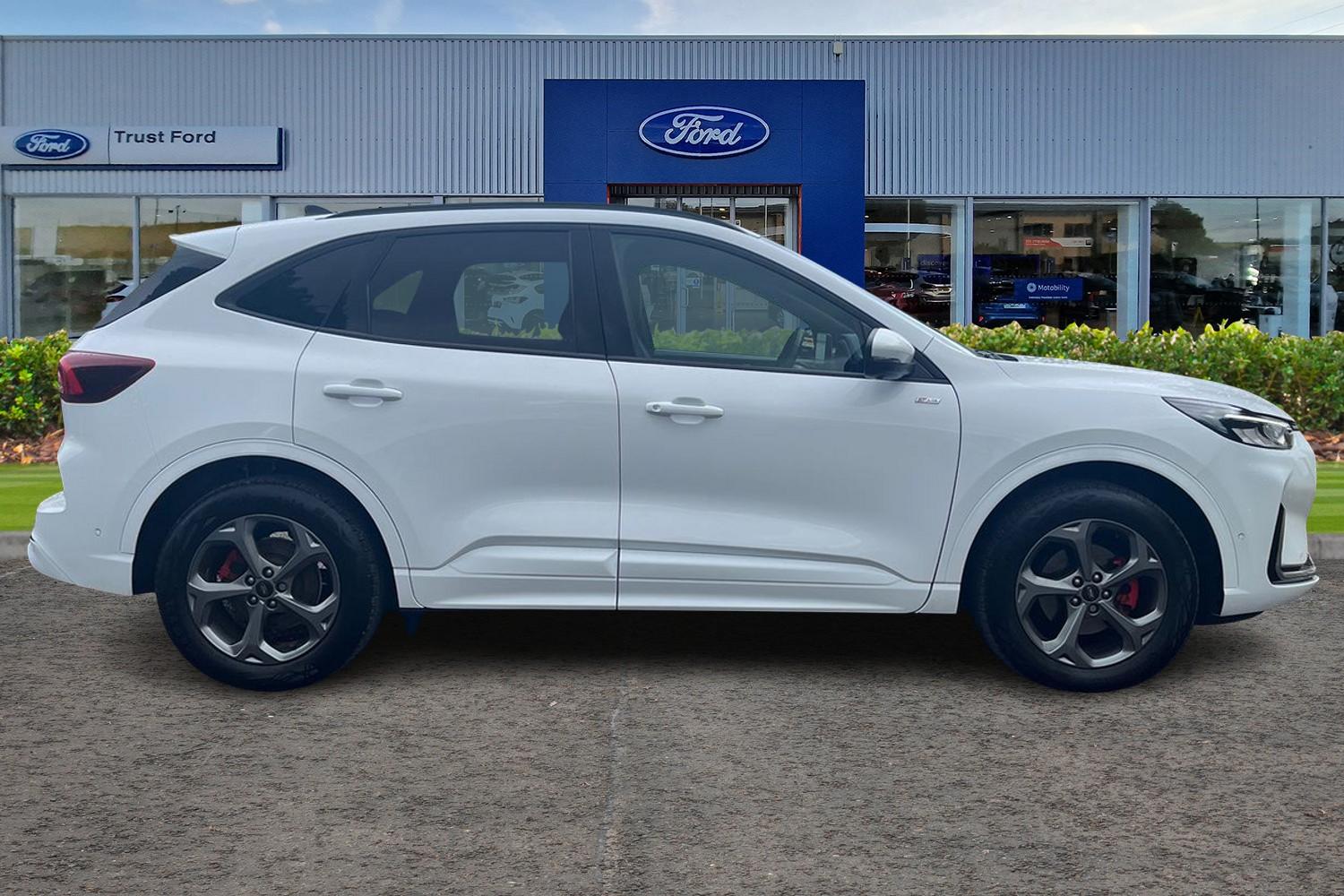 Ford Kuga Photo 2
