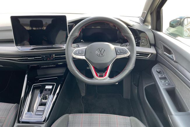 VOLKSWAGEN Golf Photo 11