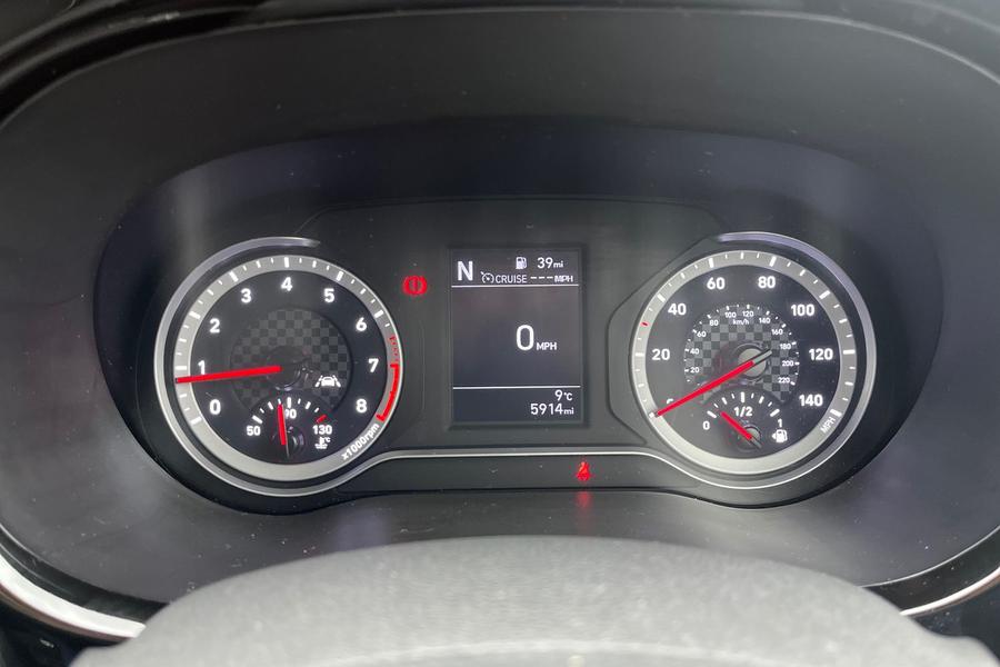 Hyundai I10 Photo autoimg-2d82a0d65cd173754f4d2e4e54476c359b8acb41.jpg