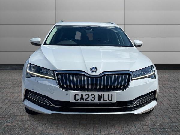 Skoda Superb Photo autoimg-2d83ac4628b5cf753bae05eb202a02ea493b8c16.jpg