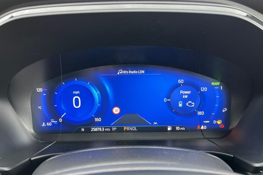 Ford KUGA Photo autoimg-2d8c6e0a44739a882128ec6139b5f5a5e500fe96.jpg