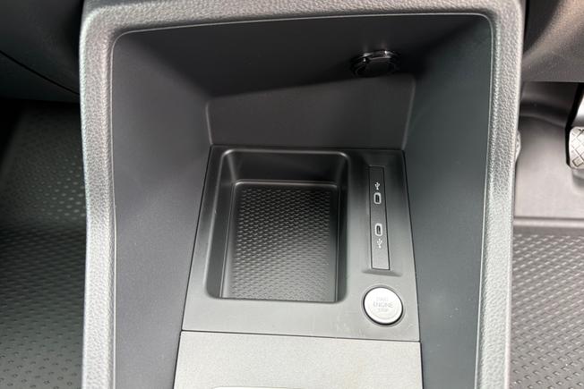 VOLKSWAGEN Caddy Maxi Photo 43