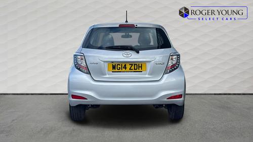Toyota Yaris Photo autoimg-2d8d9a2b9a53c3526987a74b7339217e127b15b3.jpg