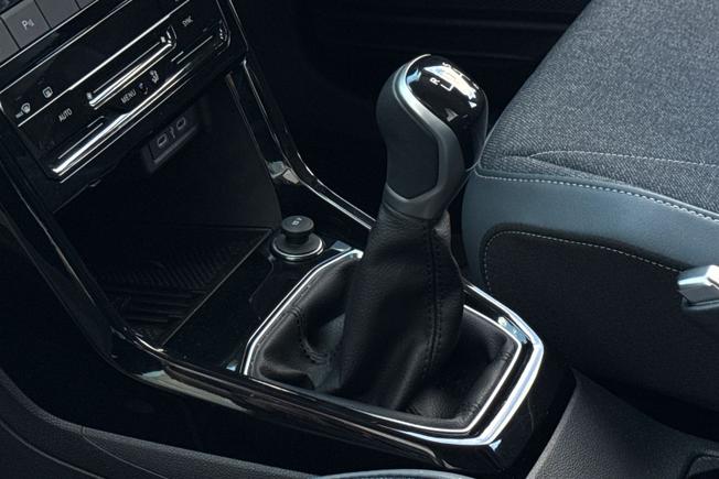 VOLKSWAGEN T-Cross Photo 44