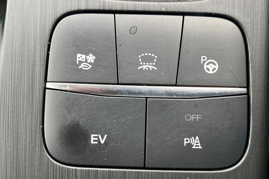 Ford KUGA Photo autoimg-2d97a035863027a4e6672d45592884d6ac9267dc.jpg