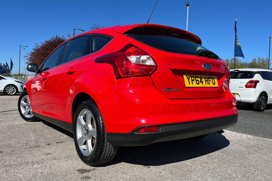 Ford Focus Photo autoimg-2da4866e66ca16e86aadfd666c56fe01c2a42f1b.jpg