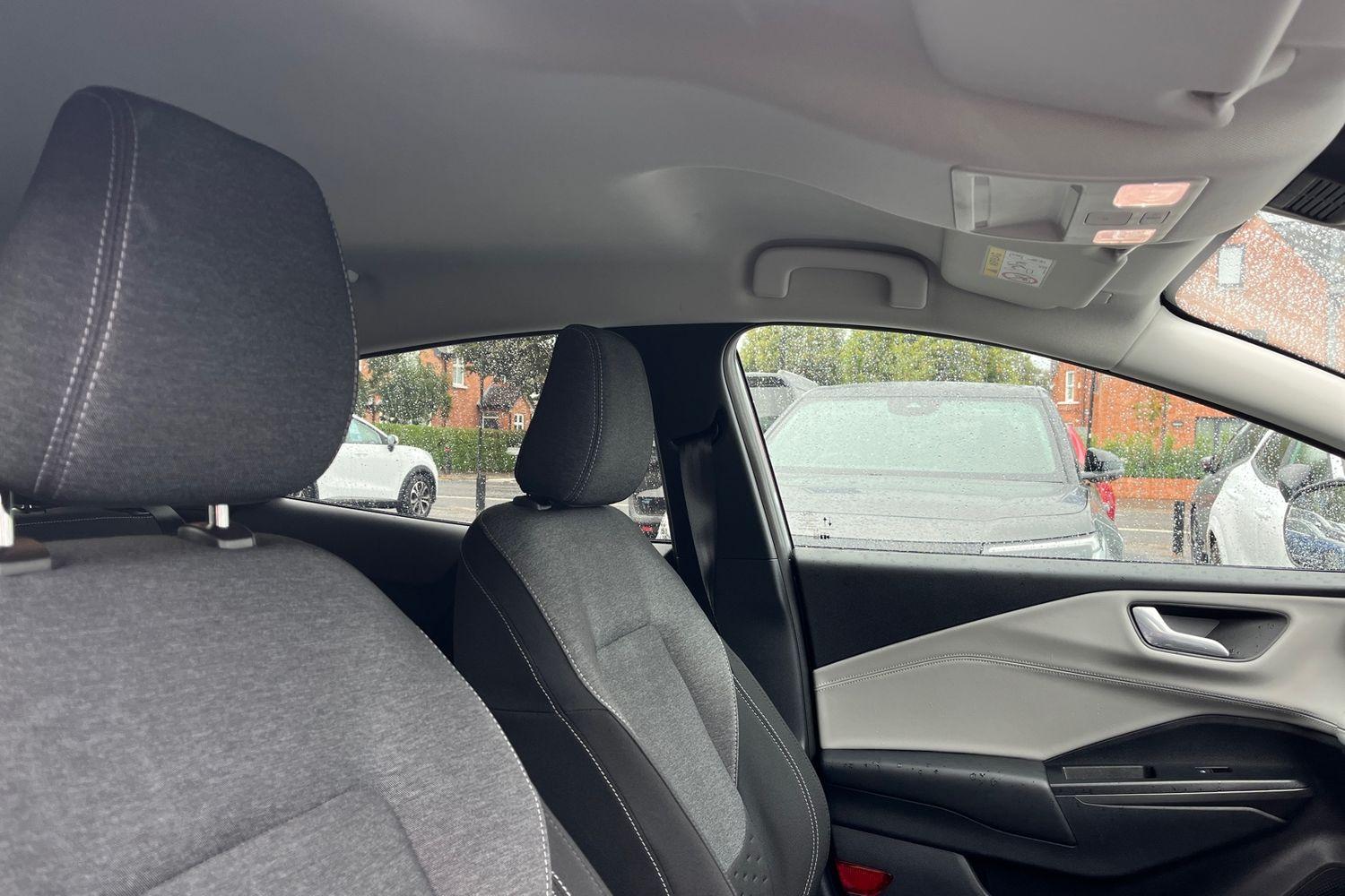 Ford PUMA Photo 16