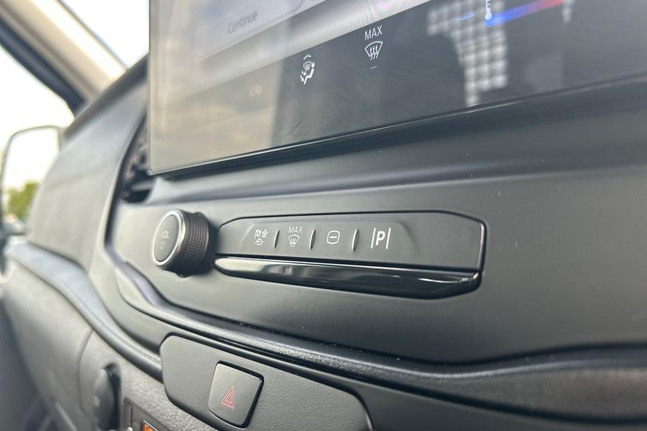 Used Ford TRANSIT WN75KLE 37