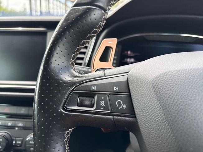 SEAT Leon Photo 16