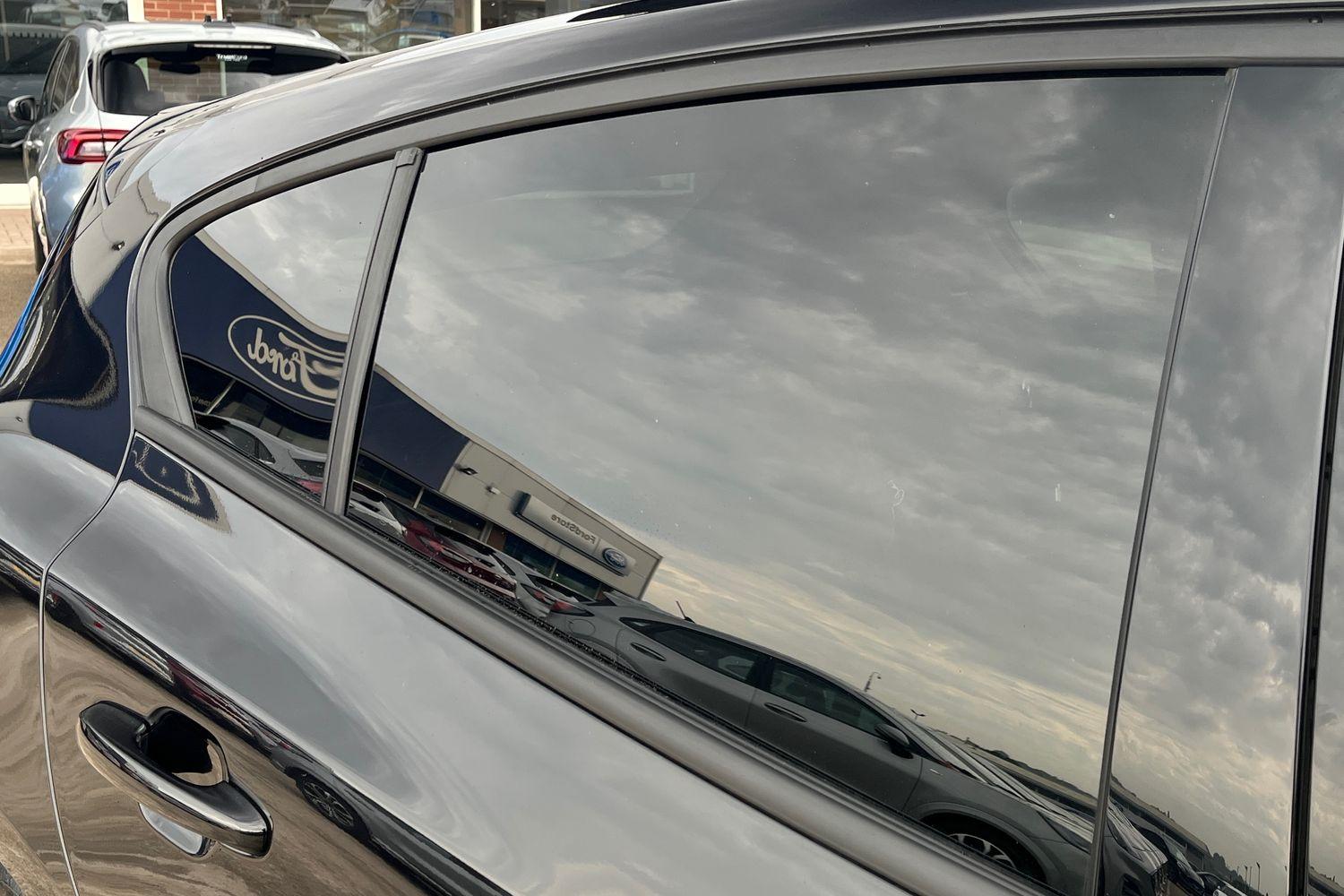 Ford FOCUS Photo 38