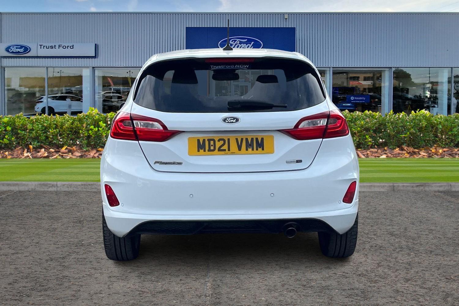 Ford FIESTA Photo 6