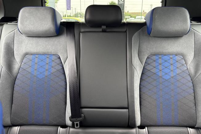 VOLKSWAGEN Golf Photo 41