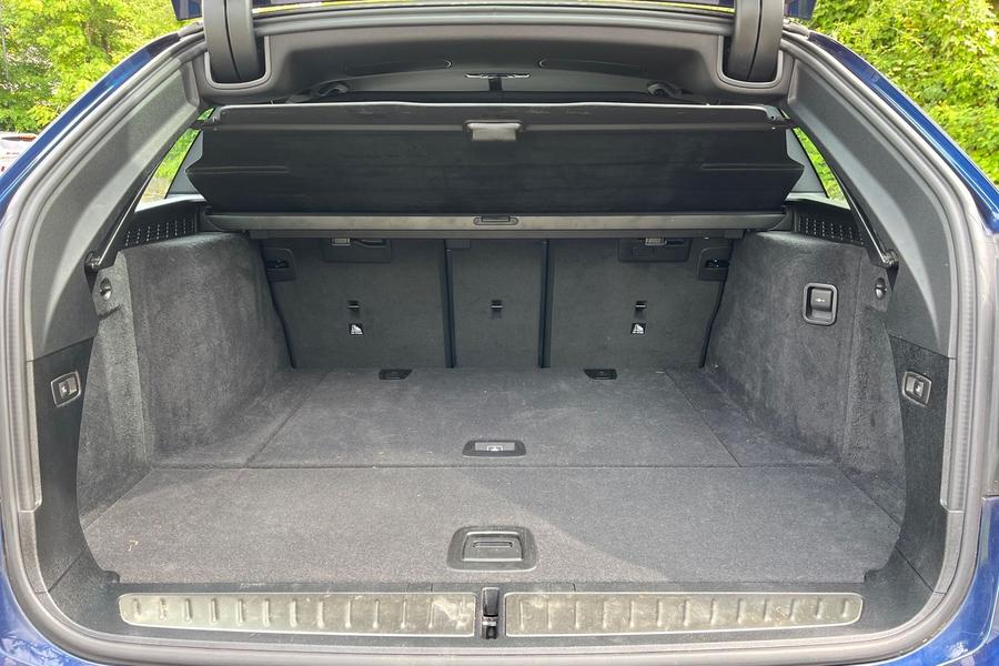 BMW 5 Series Photo autoimg-2dc6f00961ed666c6ef5a23e08239a9bdef66040.jpg