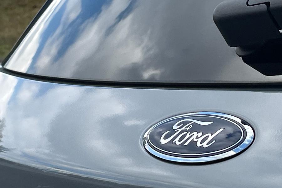 Ford Kuga Photo autoimg-2dcc61f10edb668331461a14737f0d8e65903904.jpg