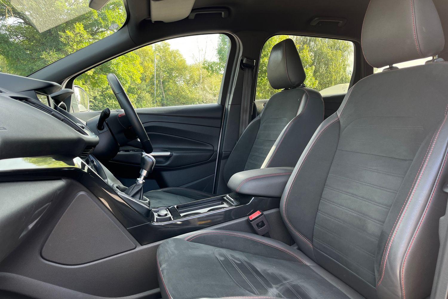 Ford Kuga Photo 18