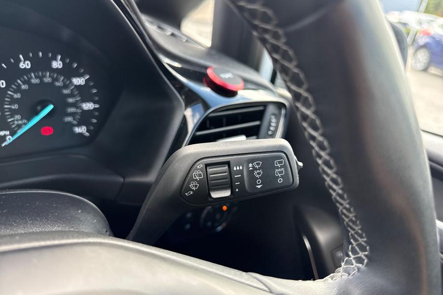 Ford FIESTA Photo autoimg-2dd777a355f2b69f17d9b477f6229fdfb6e9f334.jpg