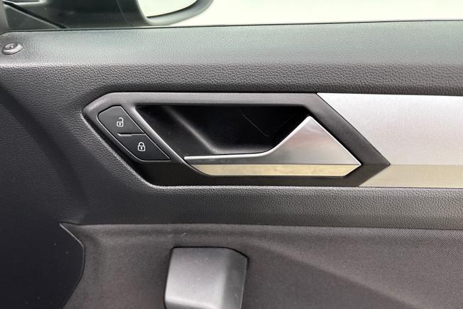 VOLKSWAGEN T-ROC Photo 27