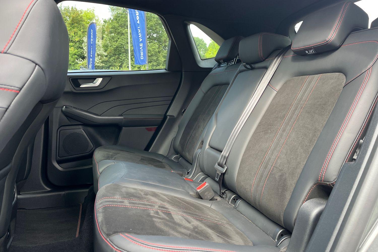 Ford KUGA Photo 19